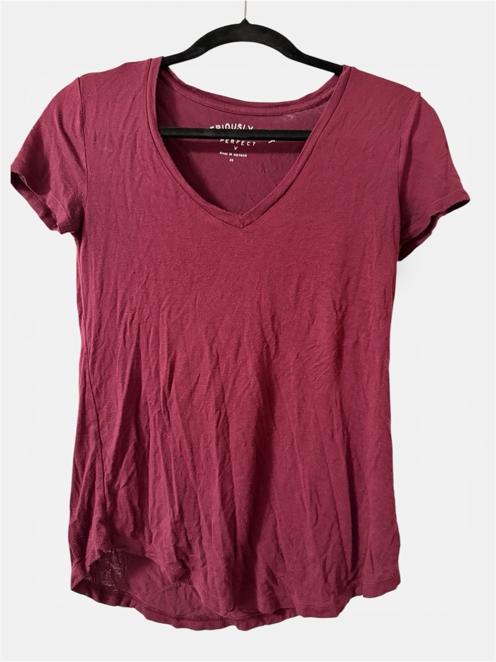 Aero Women’s V-Neck Short Sleeve Tee in Deep Berry
